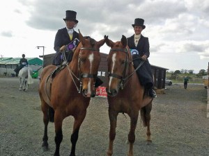 Ralph (OLS Flying Vision) and Dolly (Killmac Z) having a moment